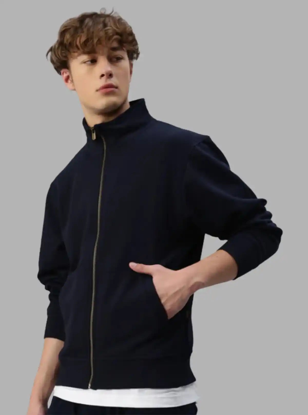 Men’s Navy Full Zipper Cardigan – Sleek Warmth with Everyday Versatility