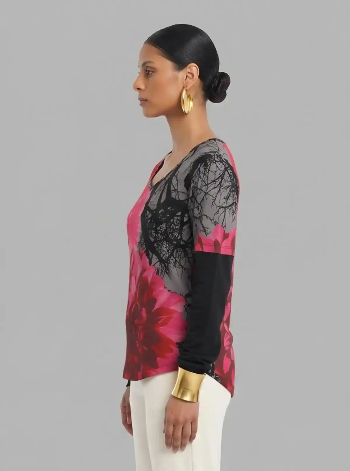 Women's Red Rose Printed Long Sleeve Top in Cotton Blend | Boer & Fitch