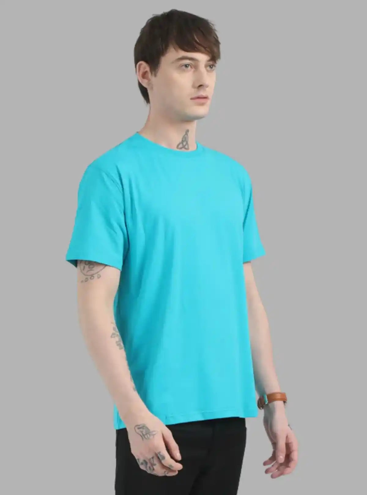 Men's Sky Blue Basic Crew Neck T-Shirt – Light, Cool & Everyday Essential