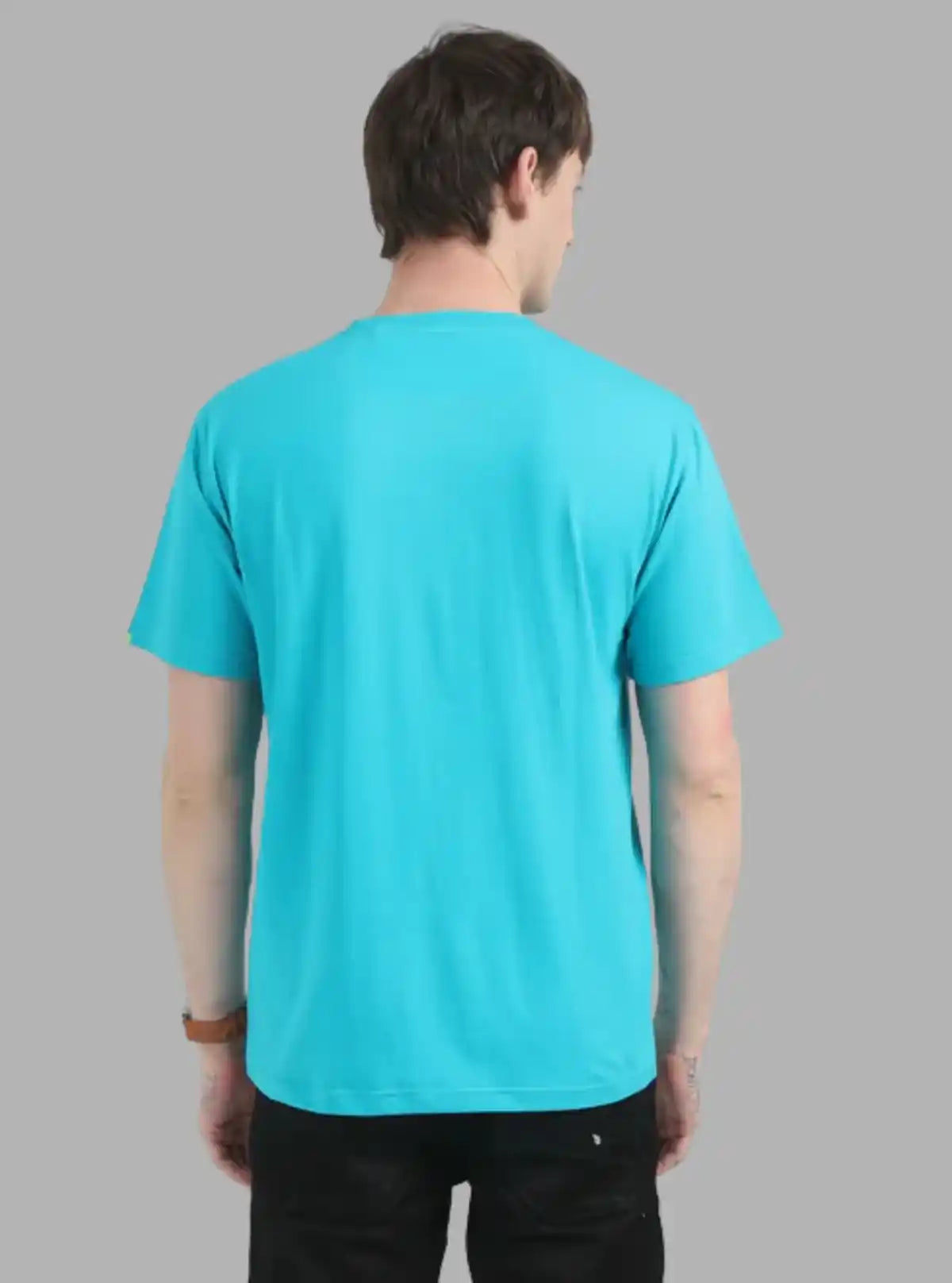 Men's Sky Blue Basic Crew Neck T-Shirt – Light, Cool & Everyday Essential