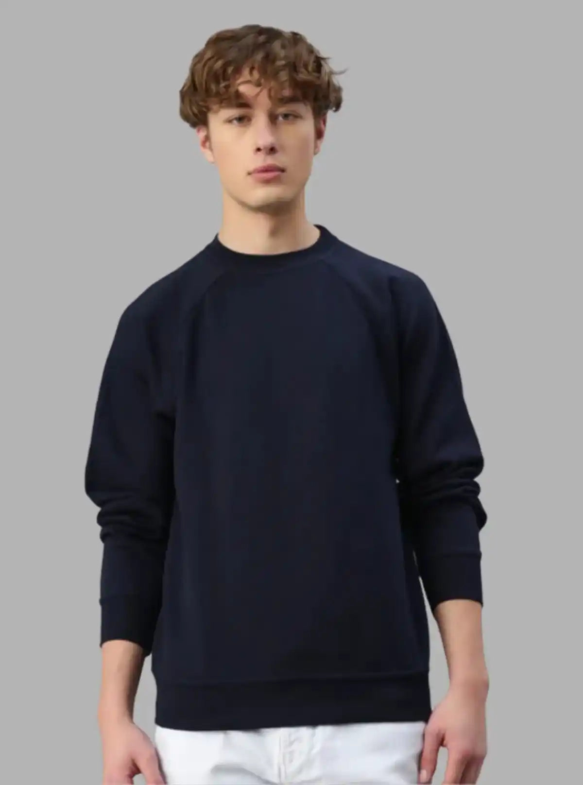 Men’s Navy Sweatshirt – Classic Comfort Meets Everyday Style