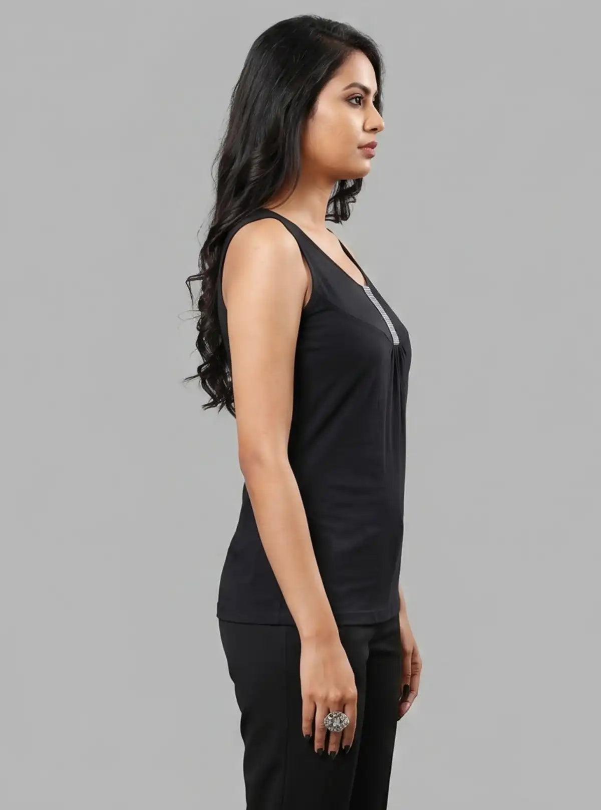 Women’s Sleeveless Black Cotton Jersey Top – Elegant Casual by Boer and Fitch