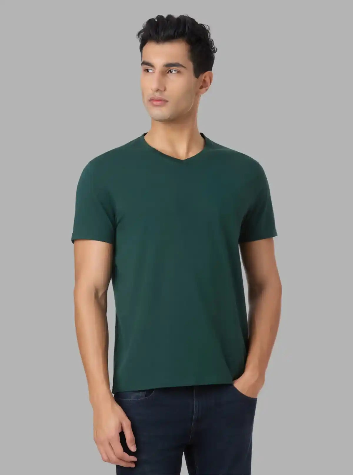Men’s Forest Green Basic V-Neck T-Shirt – Classic Fit Premium Cotton Tee