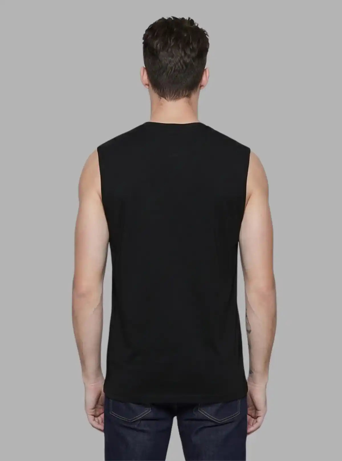 Men’s Black Sleeveless Gym Fit T-Shirt – Muscle Fit, Moisture-Wicking Performance
