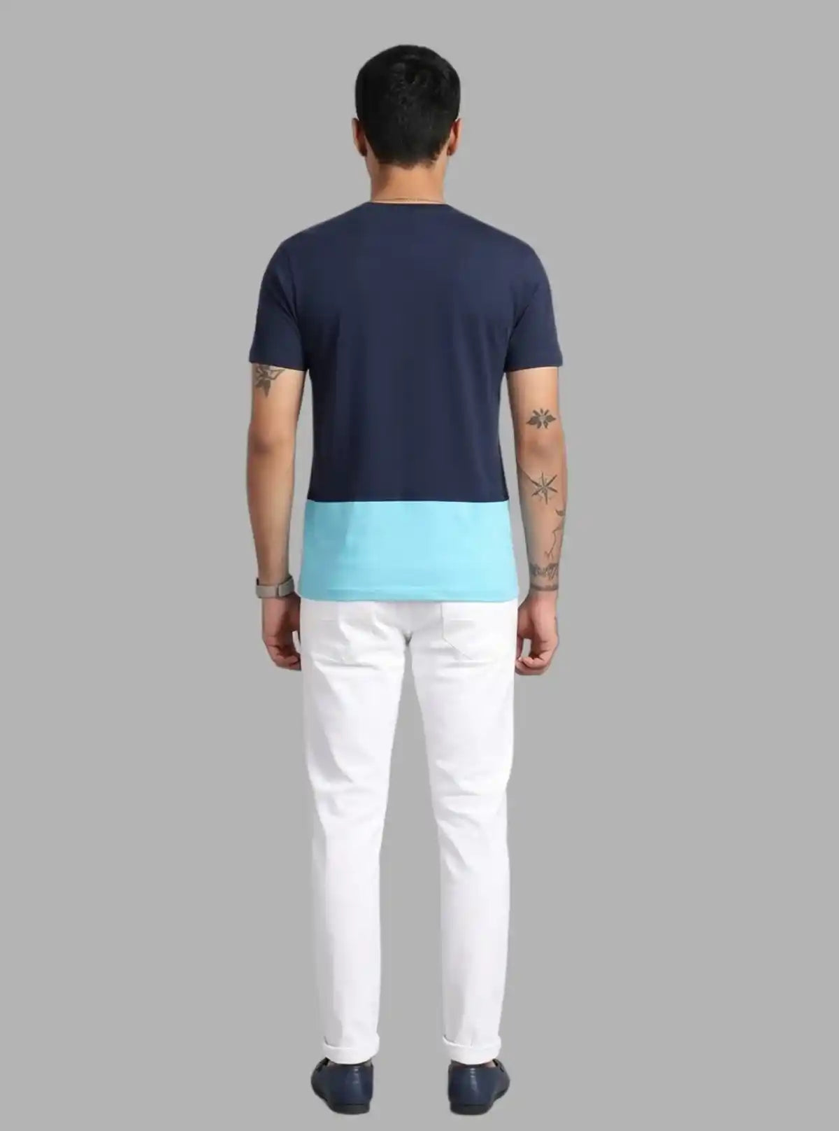 Men's Navy Classic Fit T-Shirt – Timeless Style & Everyday Comfort