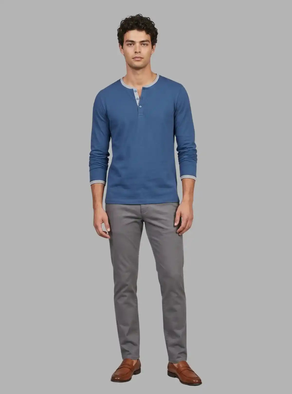 Men’s Royal Blue Solid Henley T-Shirt – Bold Color, Timeless Comfort