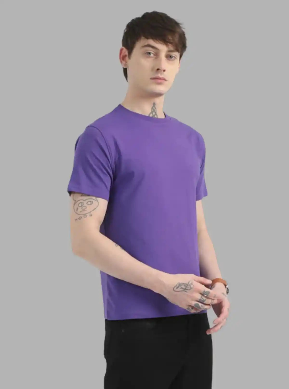 Men's Violet Basic Crew Neck T-Shirt – Bold Hue, Everyday Comfort