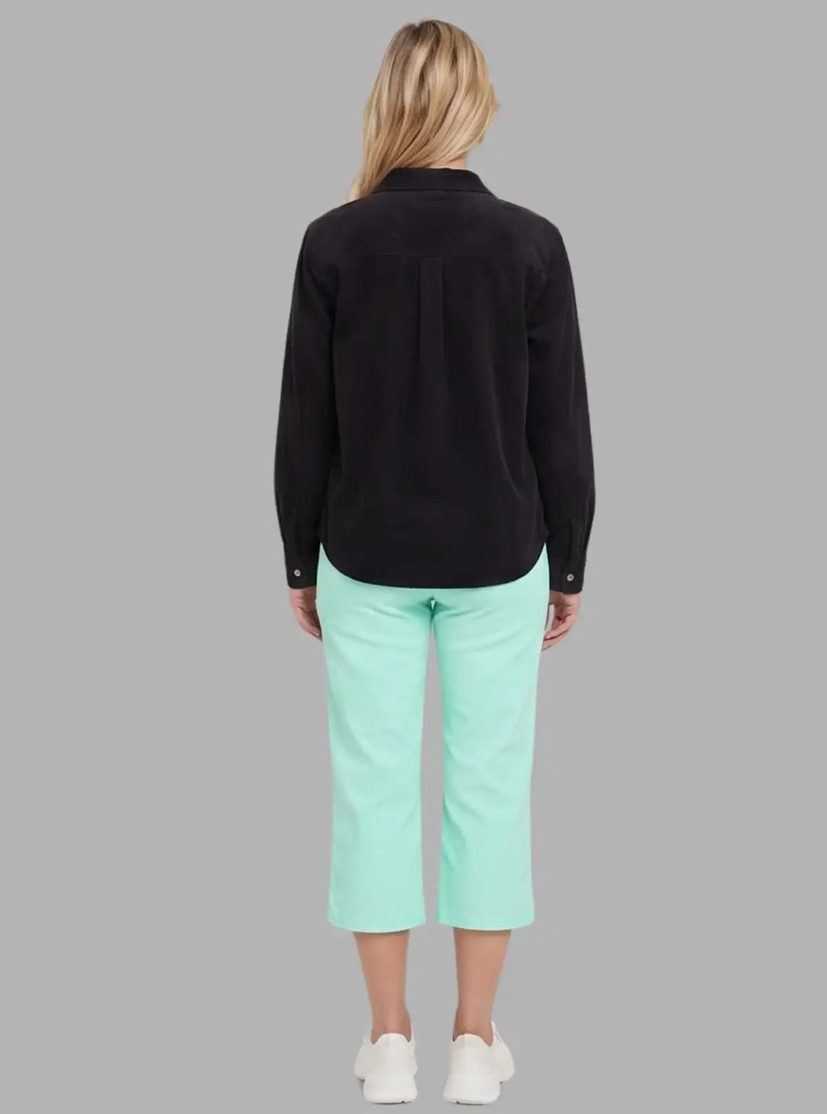 Women’s Green Relaxed Fit Cotton Jersey Capri – Comfort Meets Casual Style