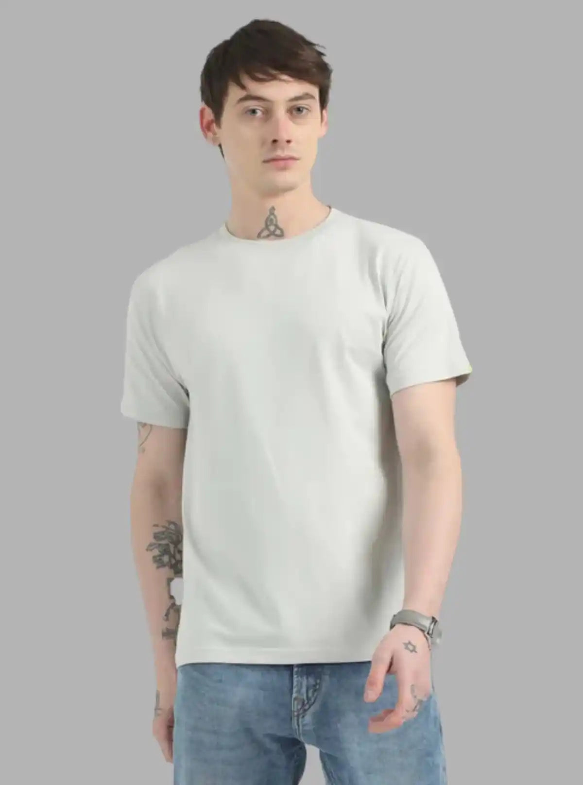 Men's Grey Basic Round Neck T-Shirt – Minimalist Style for Daily Comfort