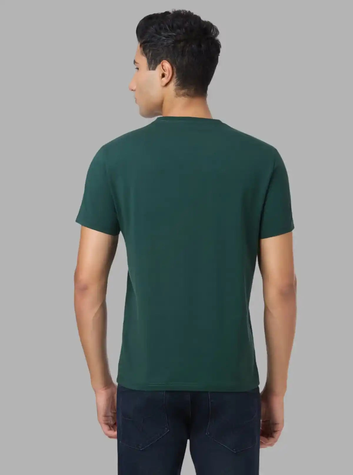 Men’s Forest Green Basic V-Neck T-Shirt – Classic Fit Premium Cotton Tee