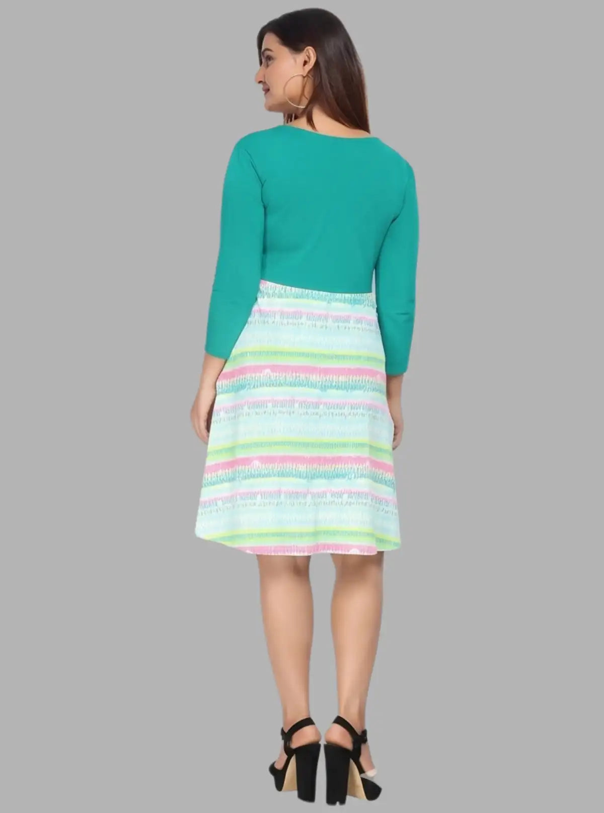 Women's Green Graphic Sweep Dress in 100% Cotton Feather Touch Fabric