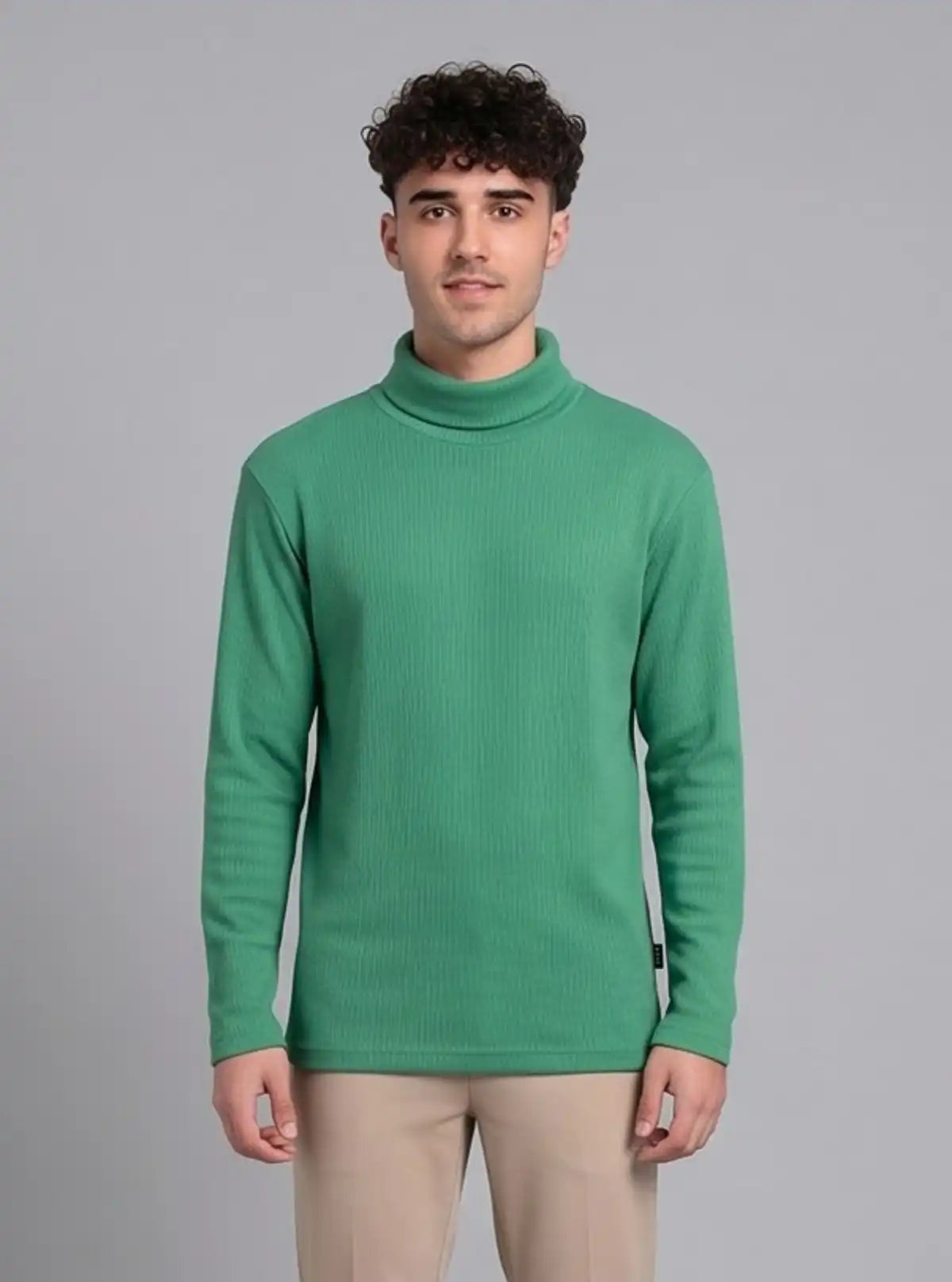 Men’s Green Turtle Neck Sweatshirt – Warm & Stylish | Boer & Fitch