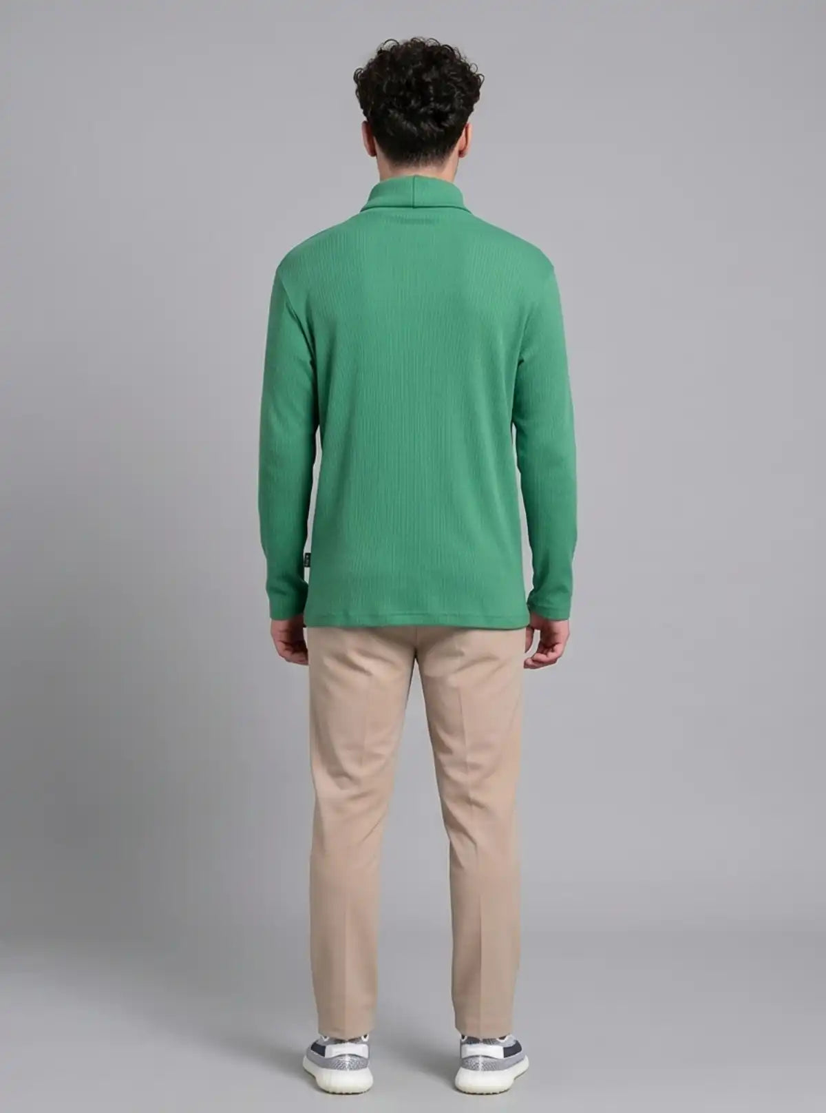 Men’s Green Turtle Neck Sweatshirt – Warm & Stylish | Boer & Fitch