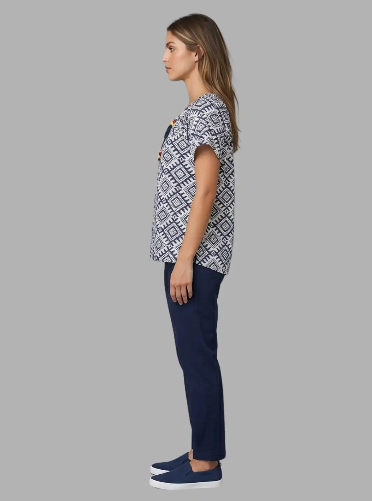 Women’s Black Symmetrical Printed Top – Stylish & Comfortable | Boer & Fitch