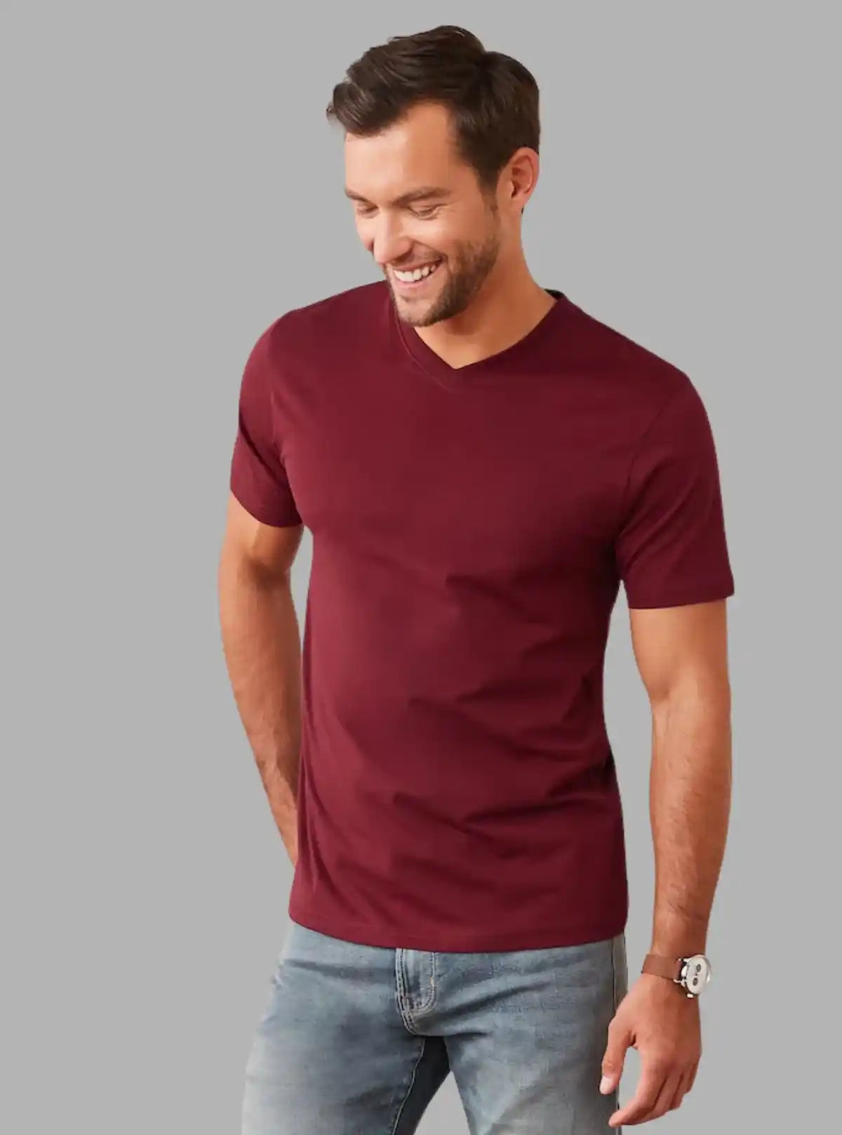 Men’s Soft Burgundy Basic V-Neck T-Shirt – Classic Fit Cotton Tee