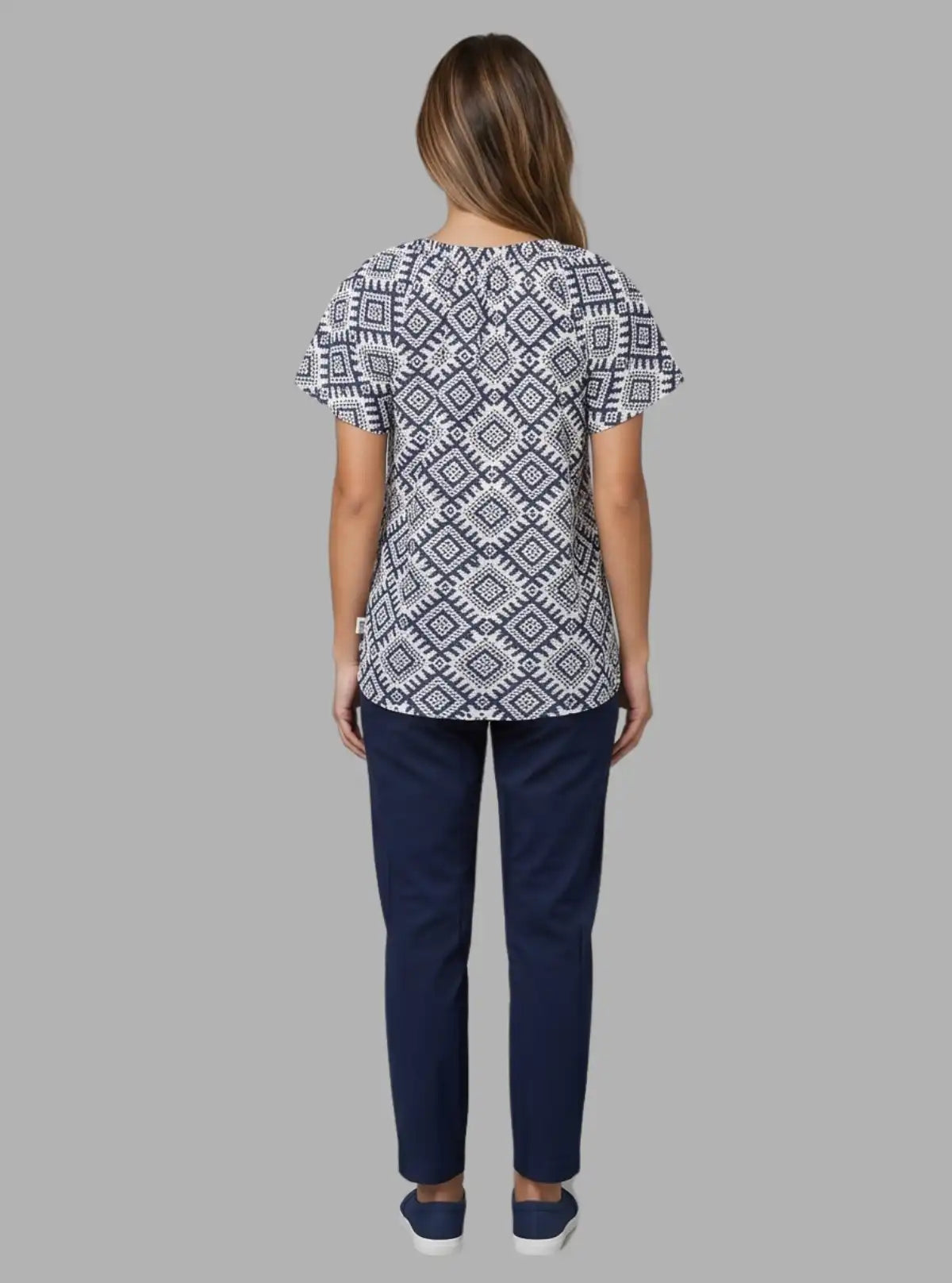 Women’s Black Symmetrical Printed Top – Stylish & Comfortable | Boer & Fitch