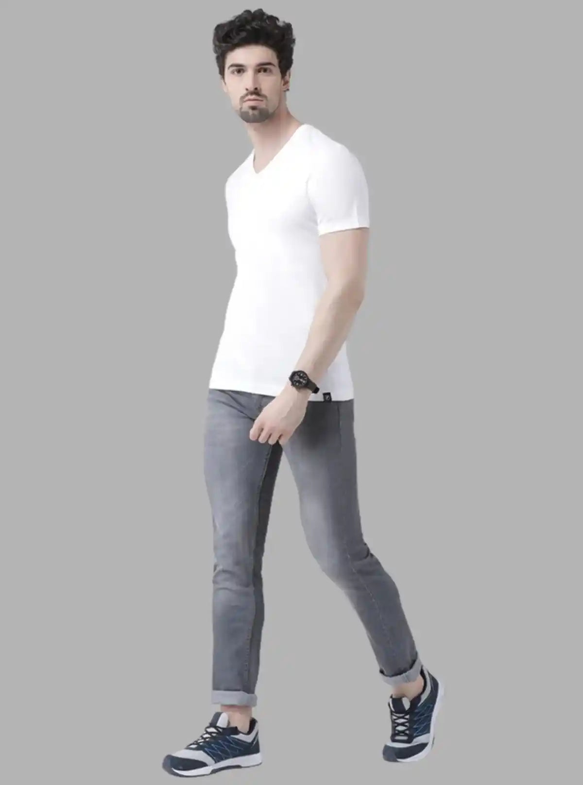 Men’s White Basic V-Neck T-Shirt – Classic Cotton Tee for Everyday Wear