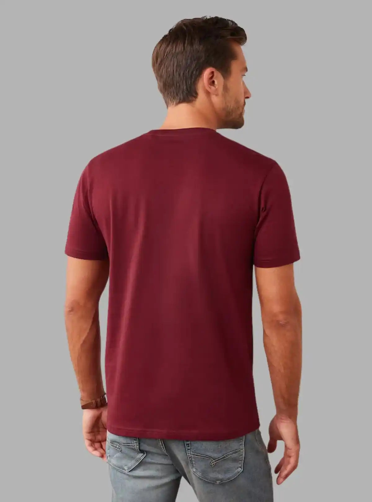 Men’s Soft Burgundy Basic V-Neck T-Shirt – Classic Fit Cotton Tee