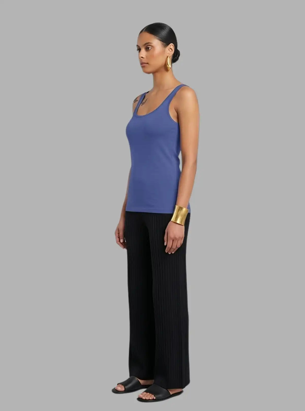 Women’s Blue Sleeveless Stretch Top – Comfortable & Stylish | Boer & Fitch