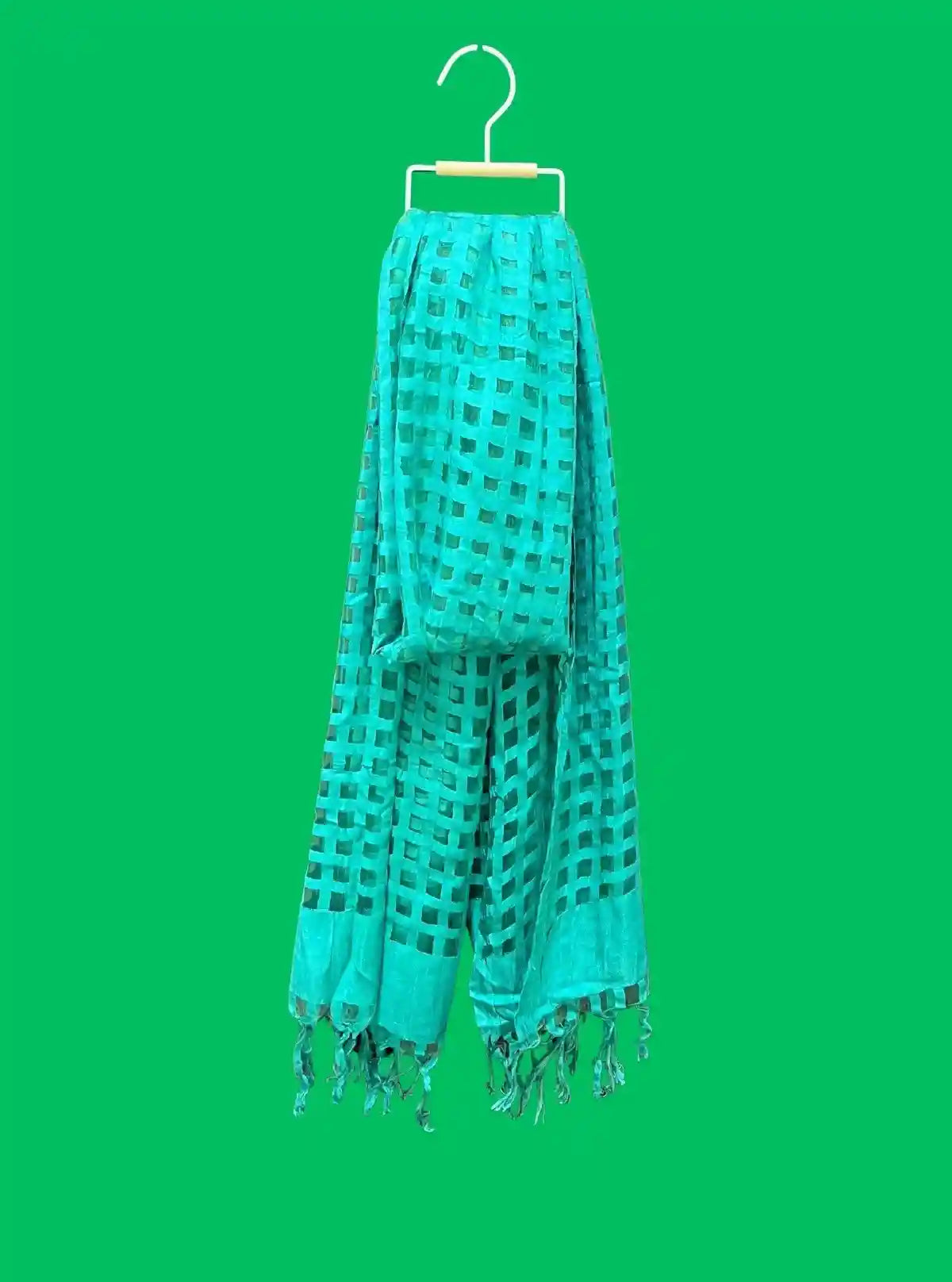 Unisex Green Structured Blended Fabric Stole – Classic, Cozy & Stylish Wrap | Buy Online at  Boer and Fitch