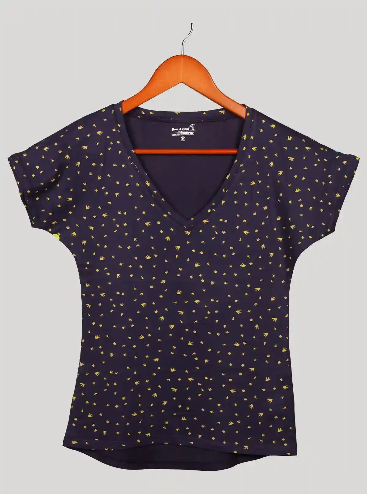 Women’s Printed Navy V-Neck Top – Trendy & Comfortable | Boer & Fitch | Buy Online at gep32c-qs.myshopify.com