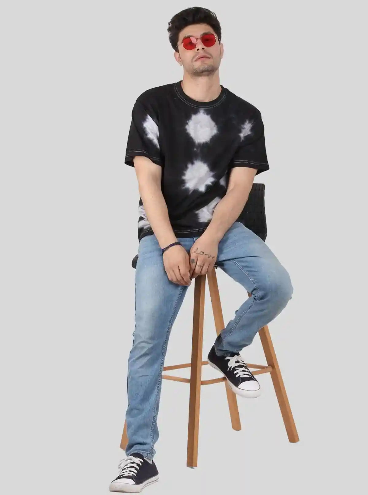 Men’s Black Tie and Dye T-Shirt – Modern Urban Style with Classic Comfort | Buy Online at  Boer and Fitch