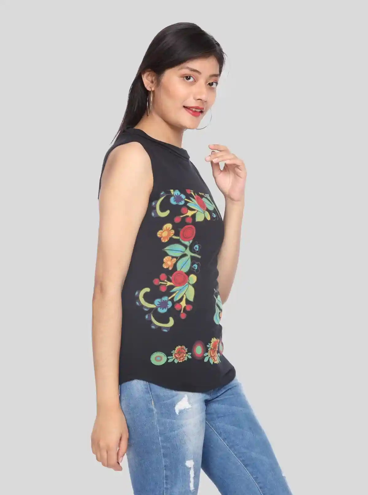 Women’s Black Multifloral Sleeveless Top – Boer and Fitch | Buy Online at  Boer and Fitch