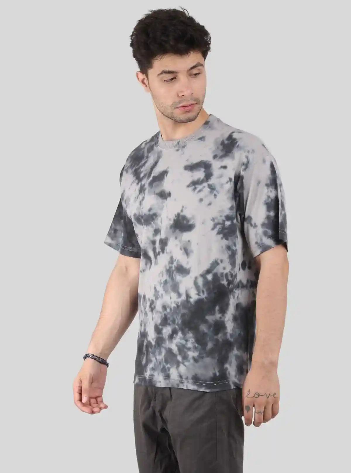 Men’s Grey Foncé Tie and Dye T-Shirt – Urban Style with Artistic Edge | Buy Online at  Boer and Fitch