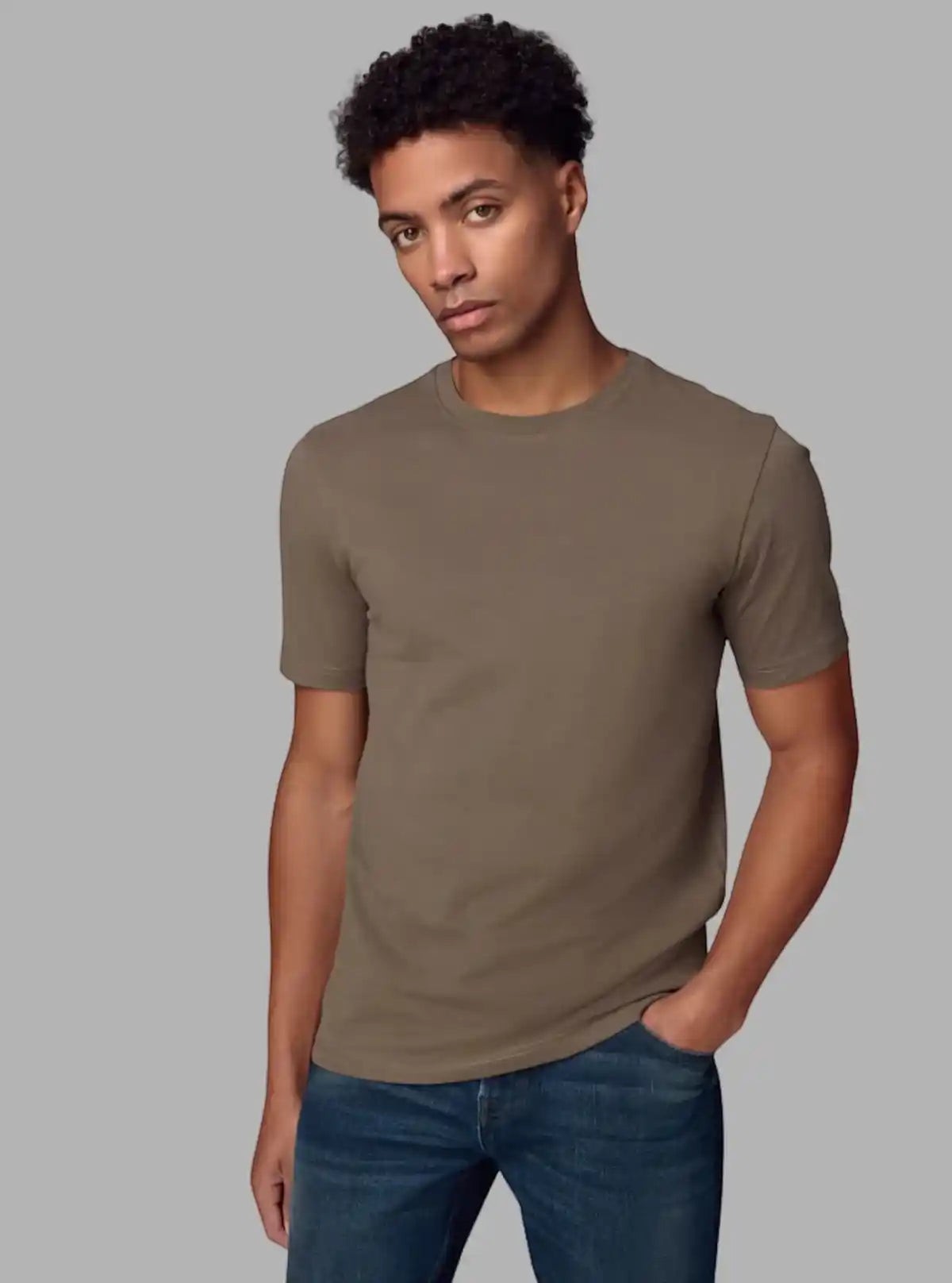 Boer & Fitch men's brown 100% cotton crew neck t-shirt with short sleeves and a subtle back print.