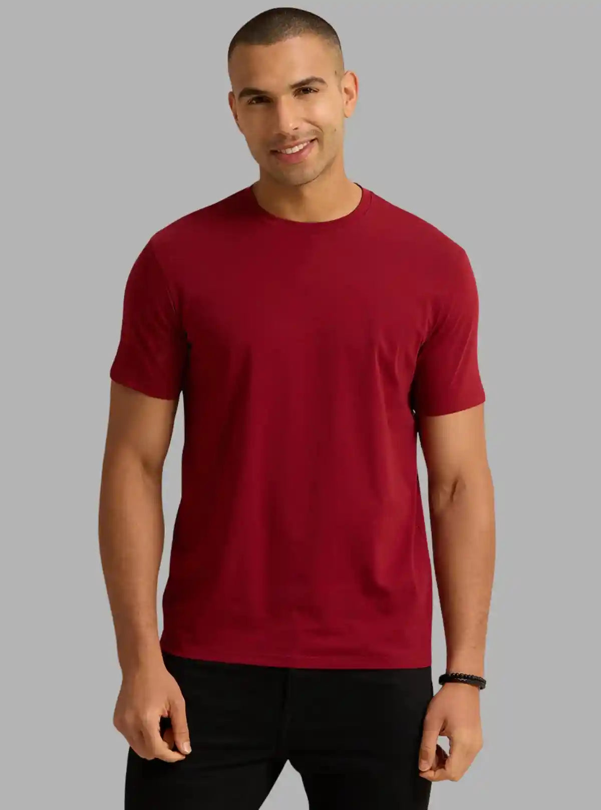 Men's Burgundy Basic Crew Neck T-Shirt – Everyday Style with Bold Color