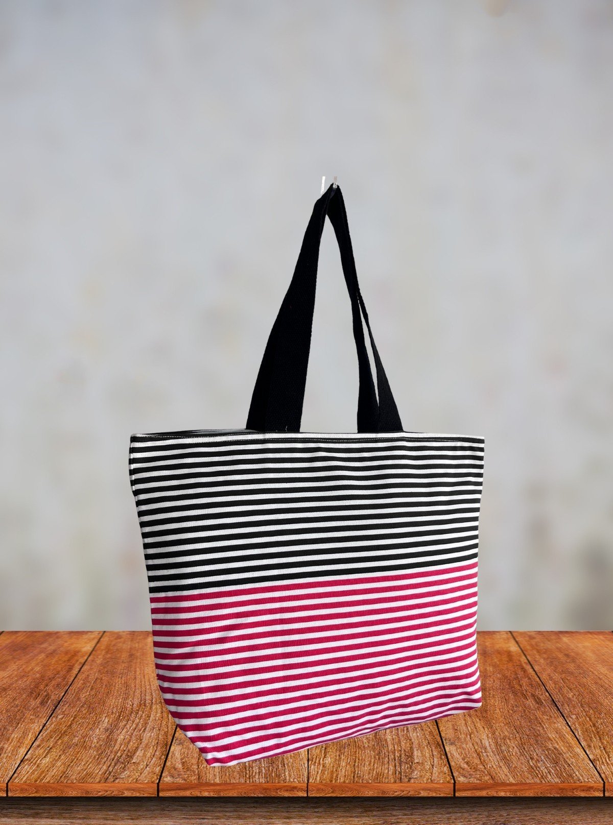 Illusional Striped Canvas Bag – Bold Optical Stripes, Everyday Utility - Boer and Fitch