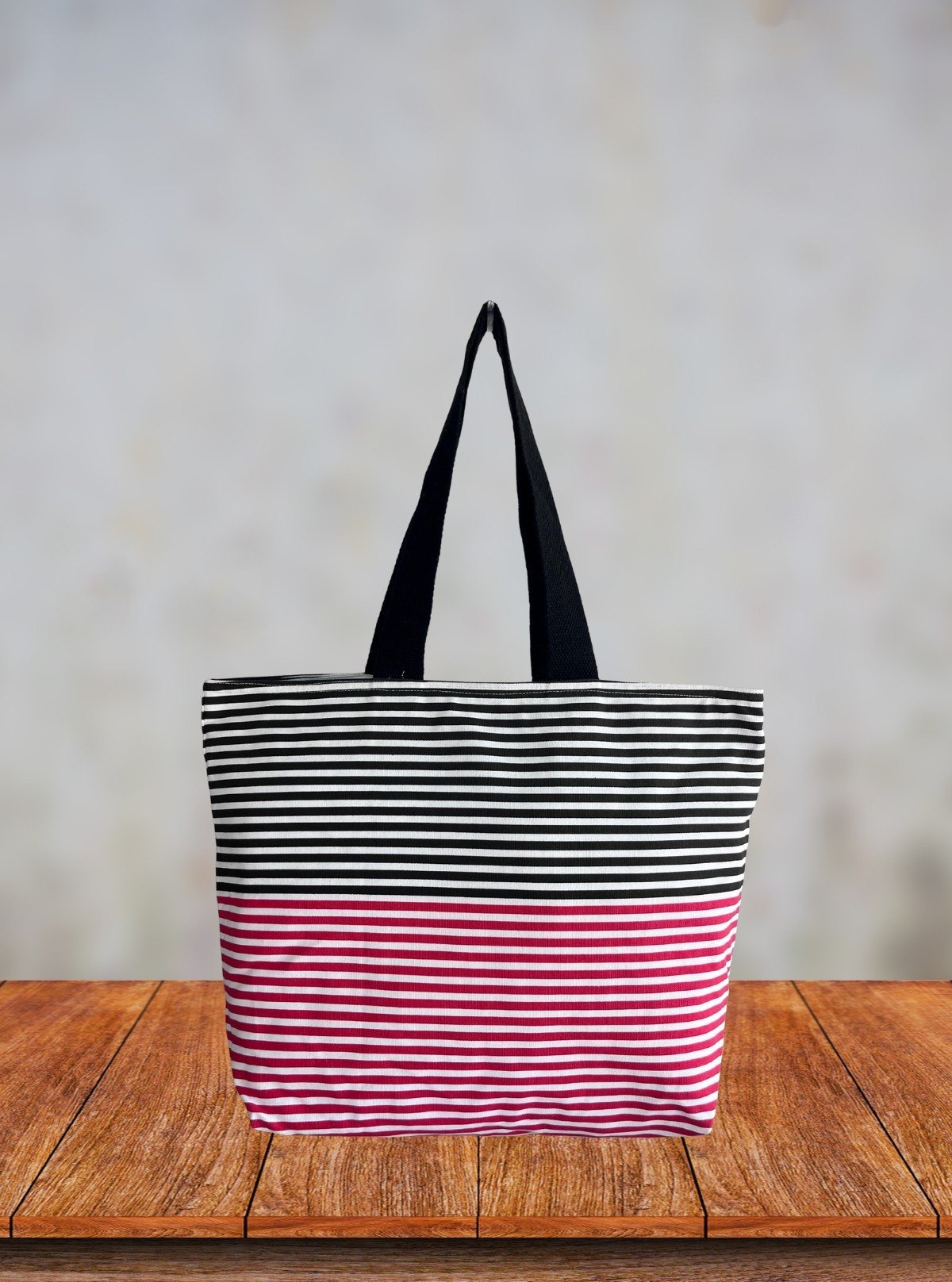 Illusional Striped Canvas Bag – Bold Optical Stripes, Everyday Utility - Boer and Fitch