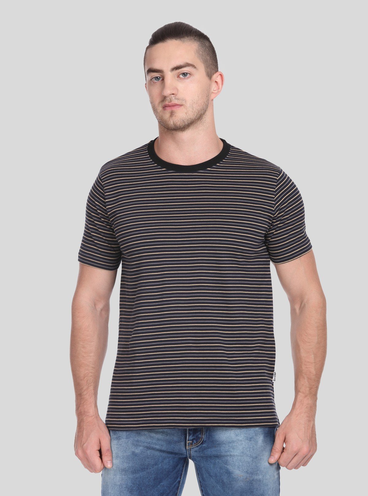 Men's Elegant Vertical Striped Round Neck T-Shirt – Smart Casual Redefined - Boer and Fitch