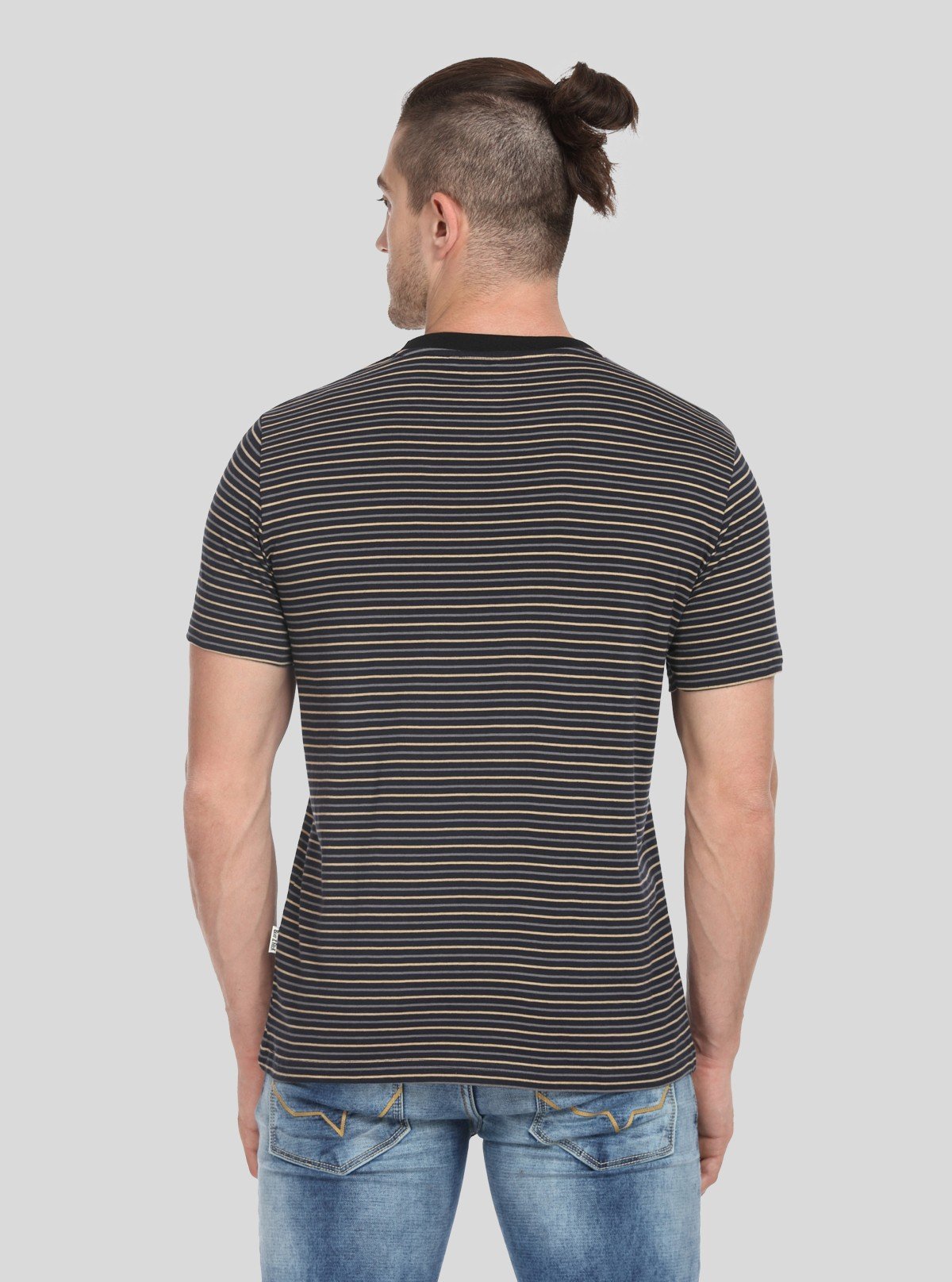 Men's Elegant Vertical Striped Round Neck T-Shirt – Smart Casual Redefined - Boer and Fitch