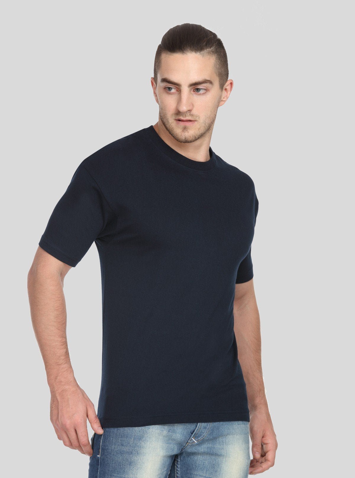 Men's Navy Basic Crew Neck T-Shirt – Classic Fit with Everyday Comfort - Boer and Fitch