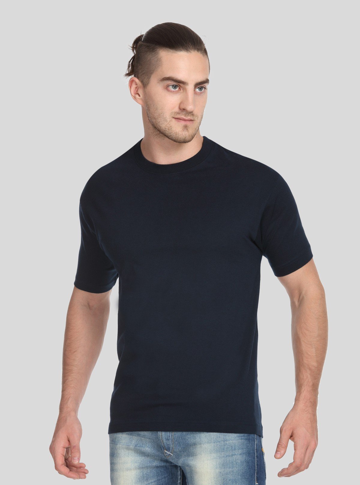Men's Navy Basic Crew Neck T-Shirt – Classic Fit with Everyday Comfort - Boer and Fitch