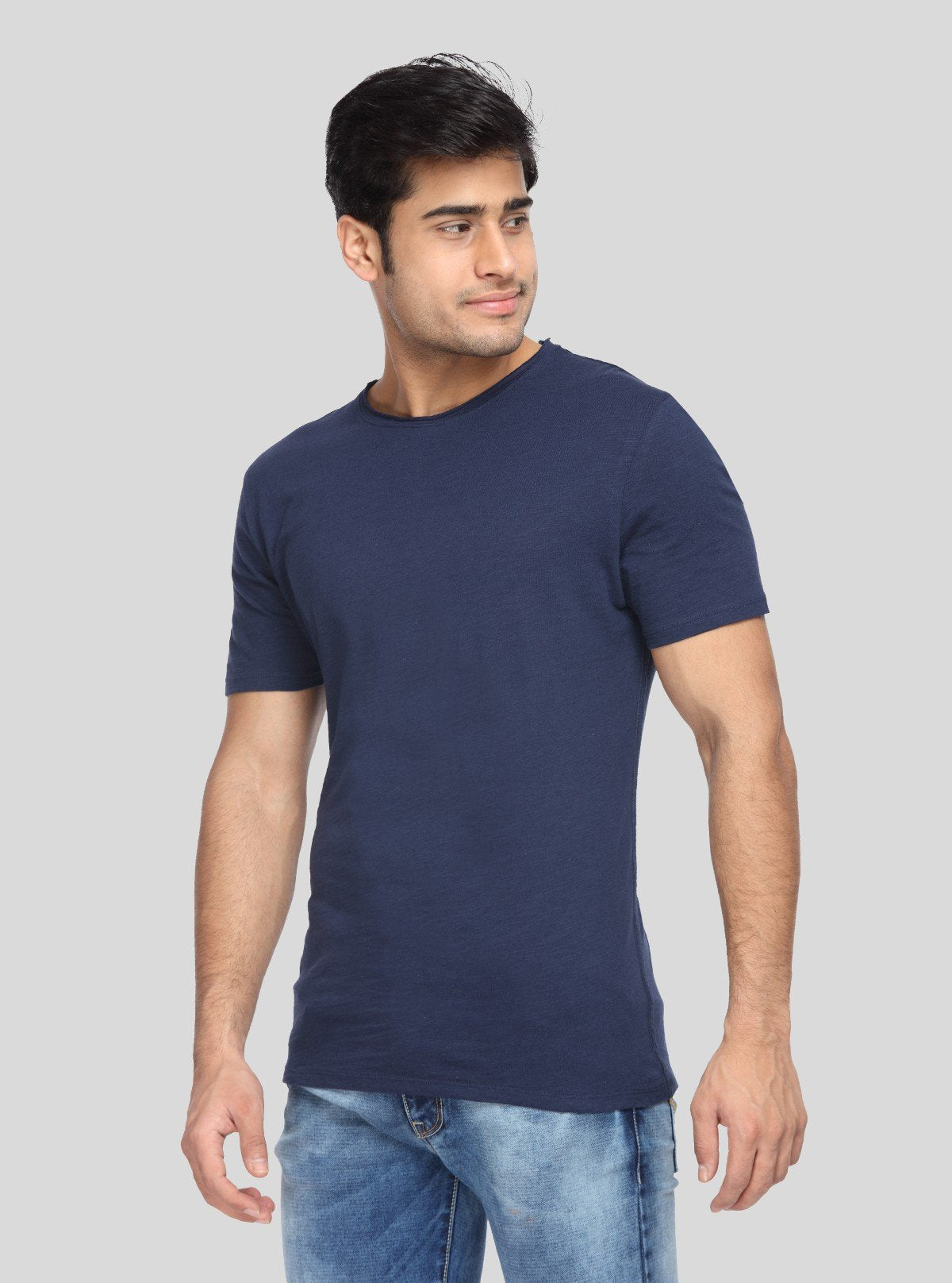 Men's Navy Basic Round Neck T-Shirt – Everyday Classic with a Modern Edge - Boer and Fitch