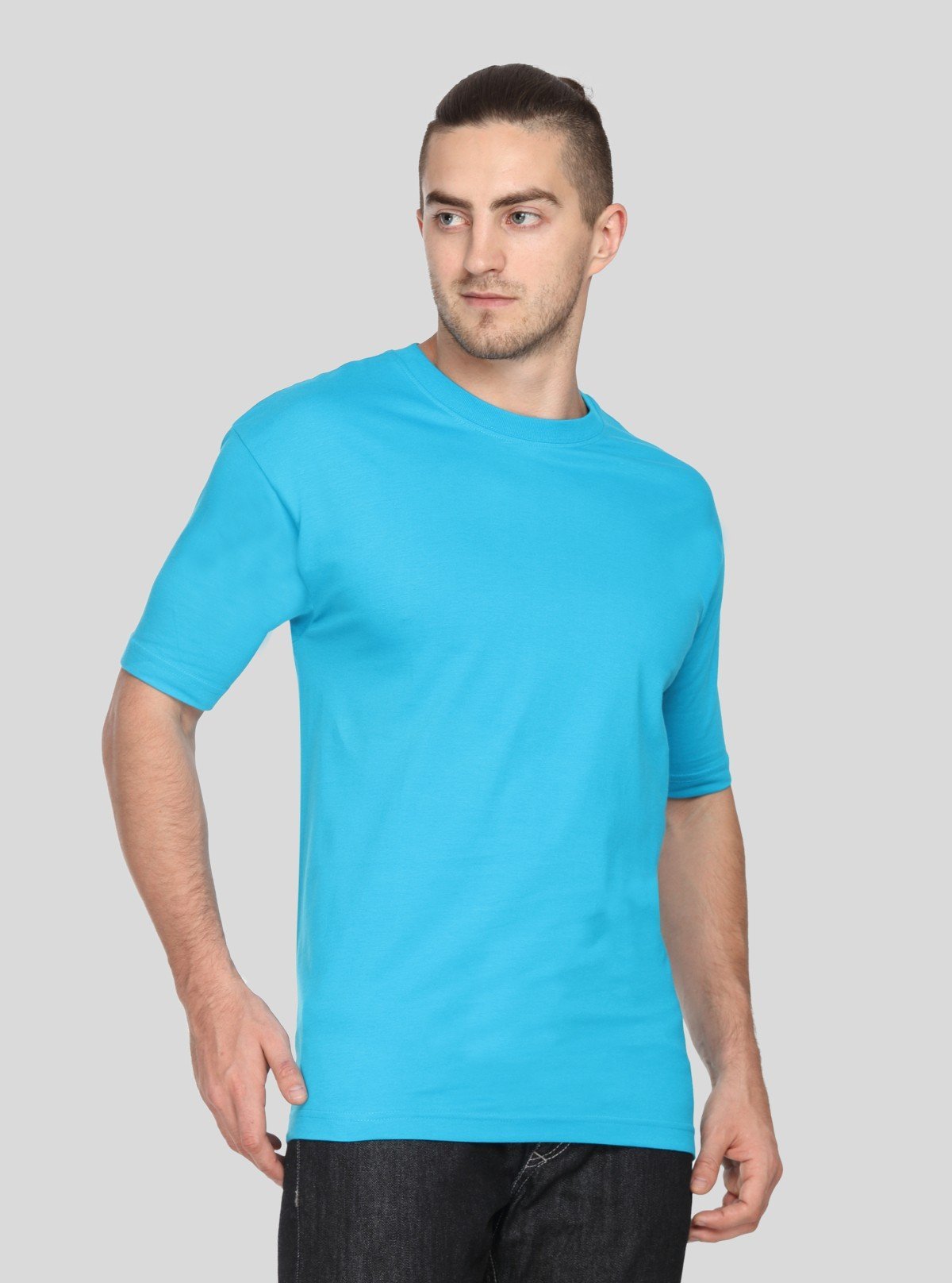 Men's Sky Blue Basic Crew Neck T-Shirt – Light, Cool & Everyday Essential - Boer and Fitch