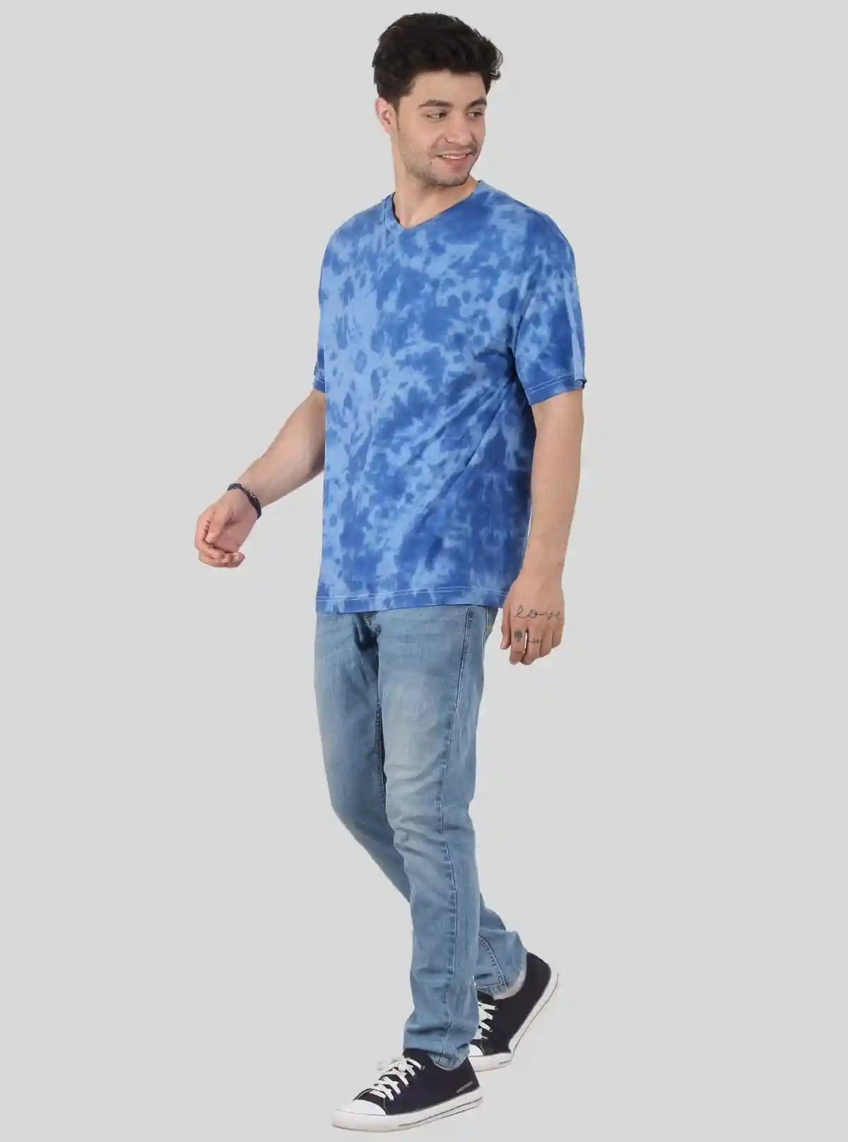 Men’s Sky Blue Tie and Dye T-Shirt – Breezy Summer Style with Unique Swirls | Buy Online at  Boer and Fitch