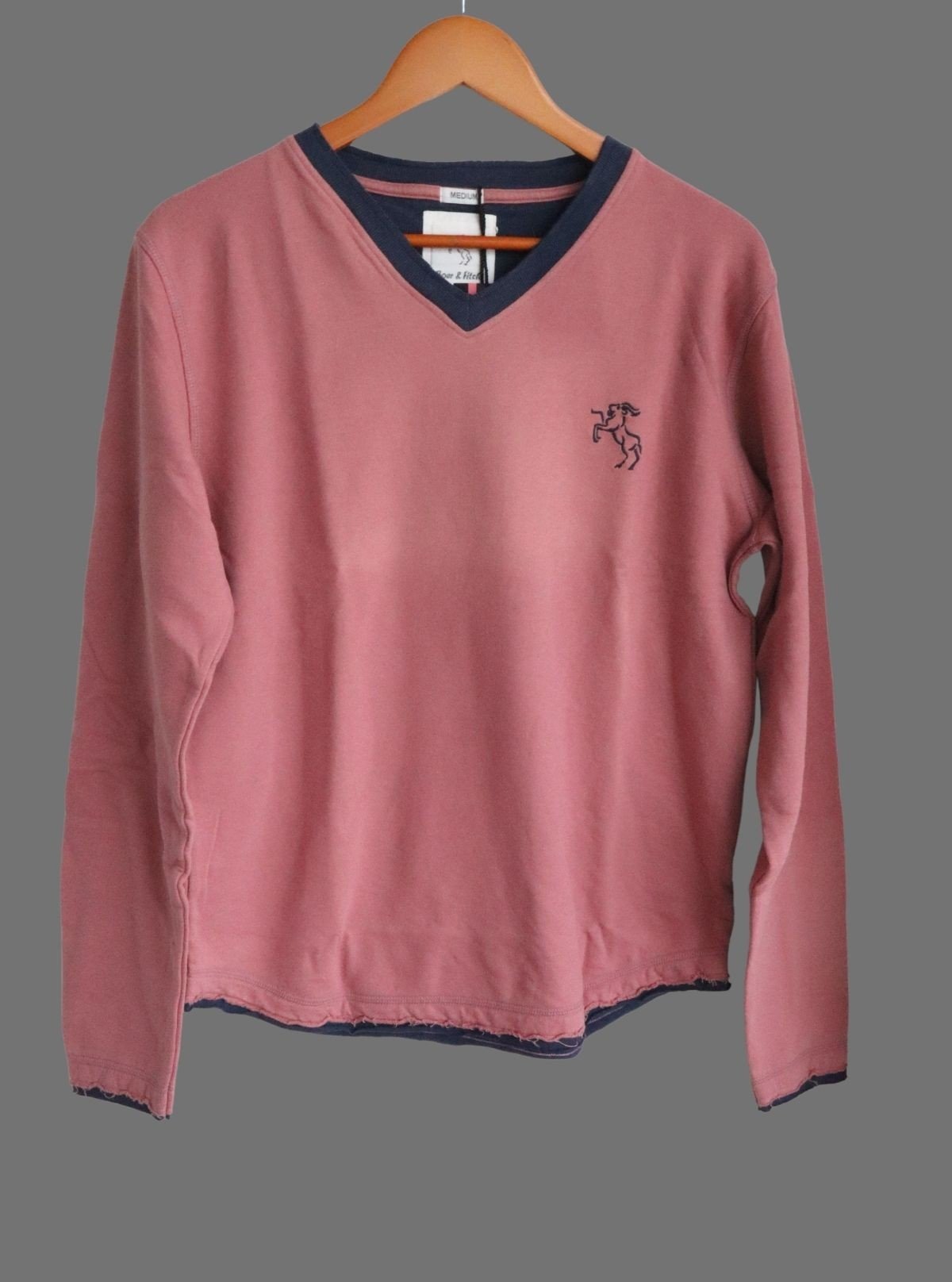 Pink V - Neck Sweatshirt for Women – Casual Comfort by Boer and Fitch - Boer and Fitch