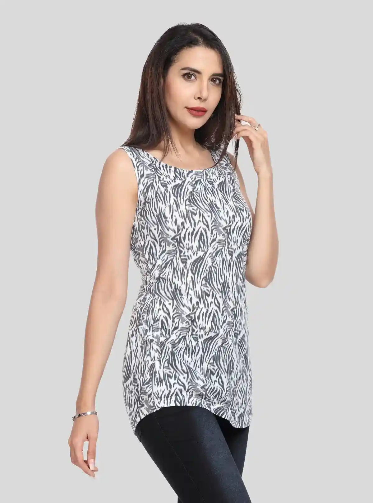 Women’s Black Artistic Print Top – Boer and Fitch | Buy Online at  Boer and Fitch