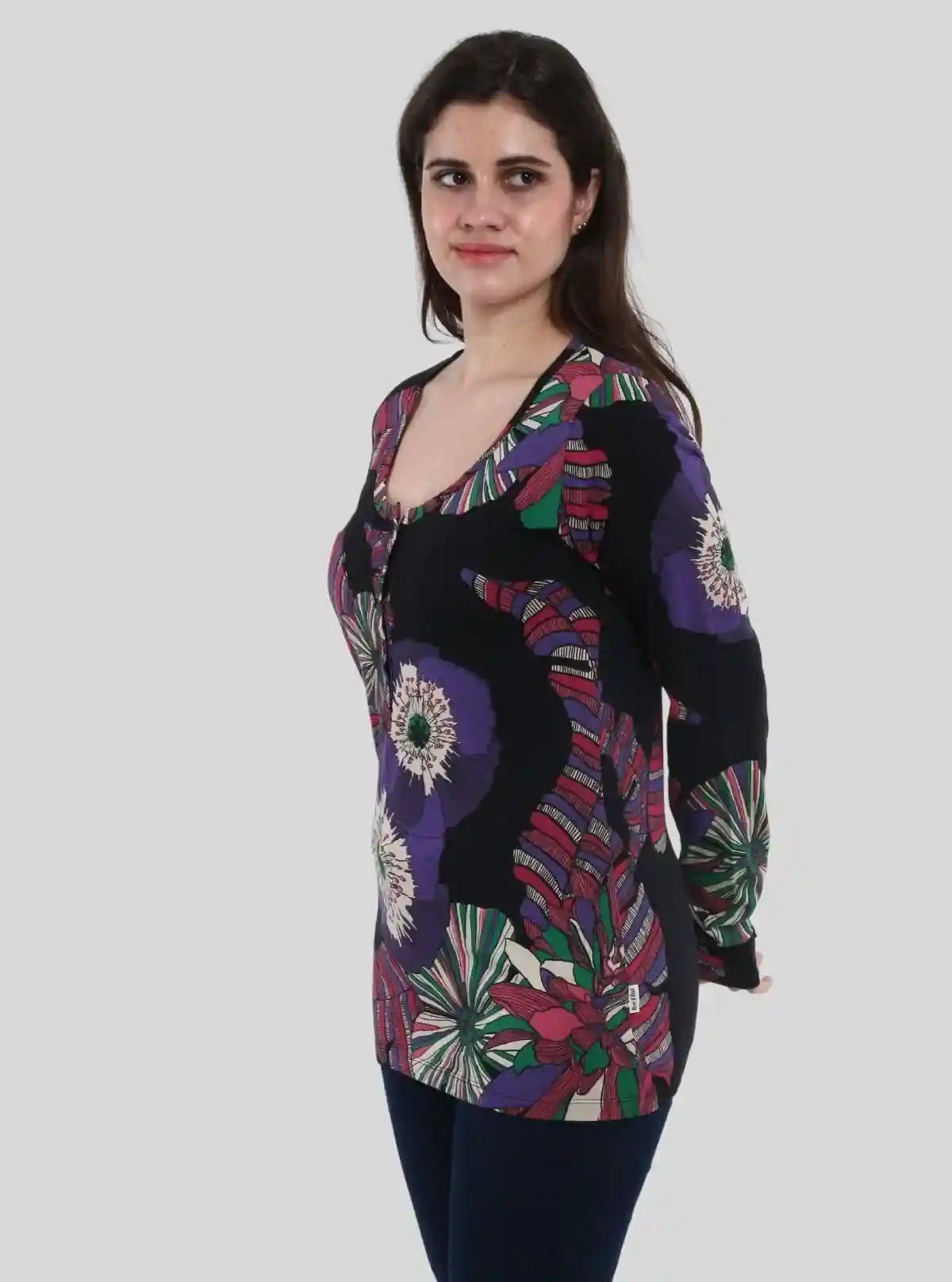 Women's Vintage Groove Floral Print Long Sleeve Cotton Jersey Top | Buy Online at gep32c-qs.myshopify.com