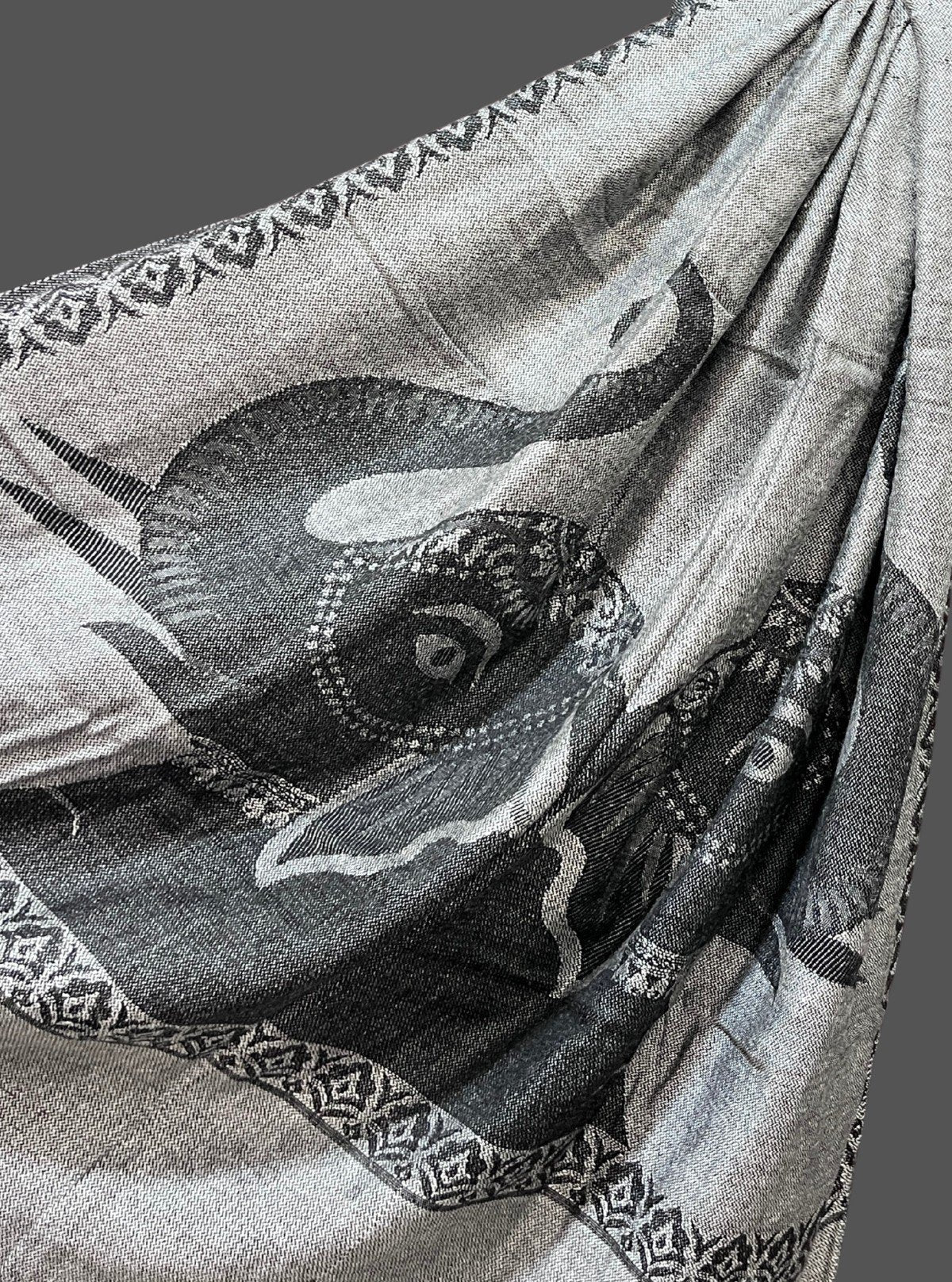 Unisex Elephant Textured Stole – Ethnic Elegance for All Seasons - Boer and Fitch