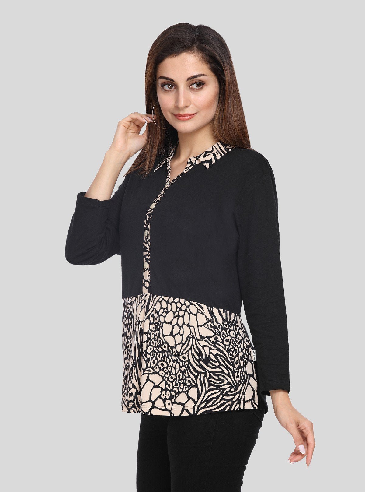 Women's Black with Beige Spread Print Top – Elegant Contrast Style by Boer & Fitch - Boer and Fitch