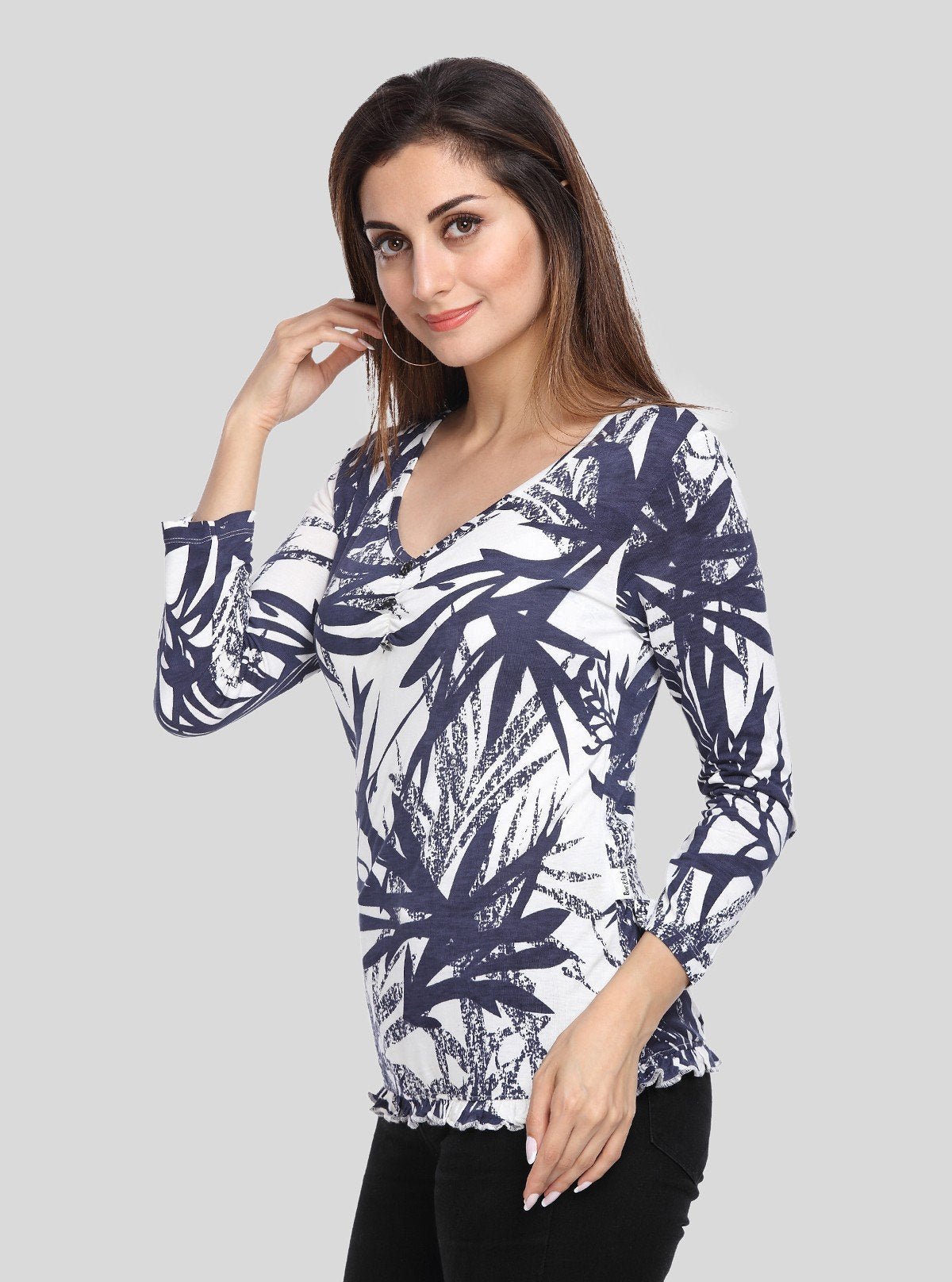 Women's Creepy Leaves Printed Top – Bold Nature - Inspired Style - Boer and Fitch