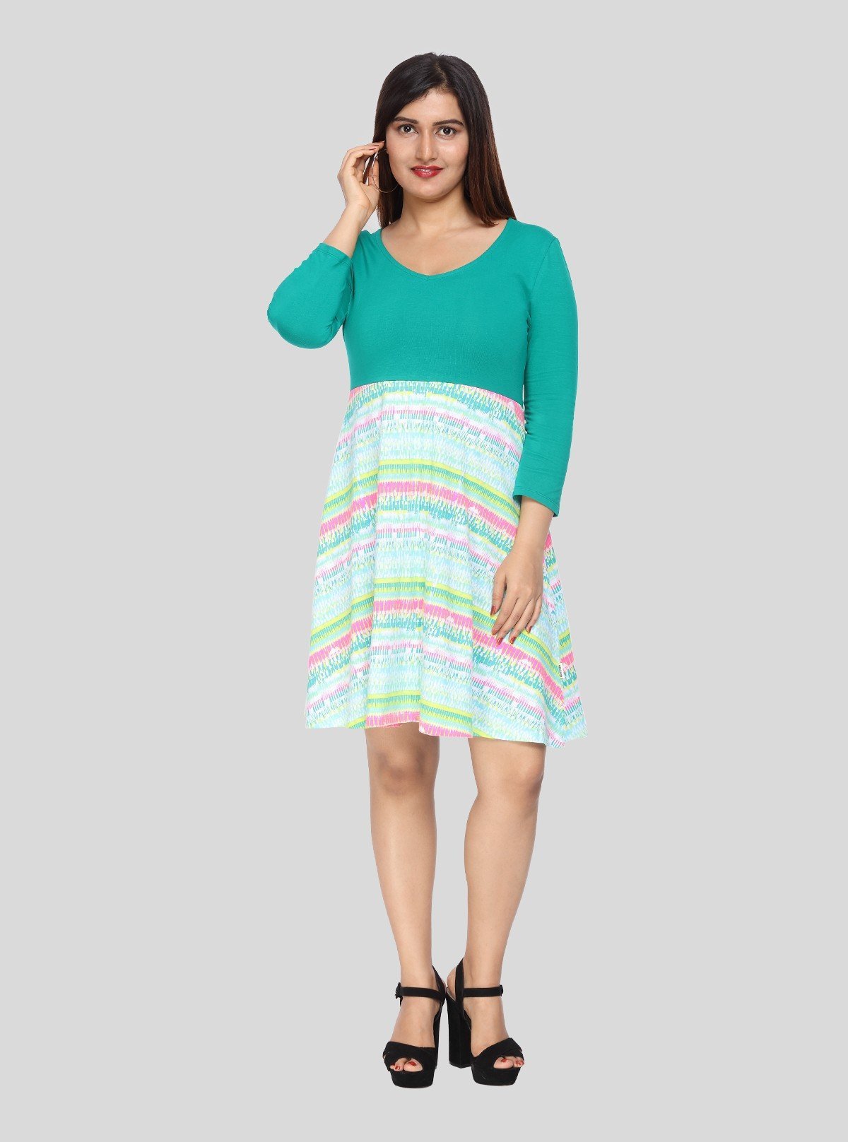 Women's Green Graphic Sweep Dress in 100% Cotton Feather Touch Fabric - Boer and Fitch