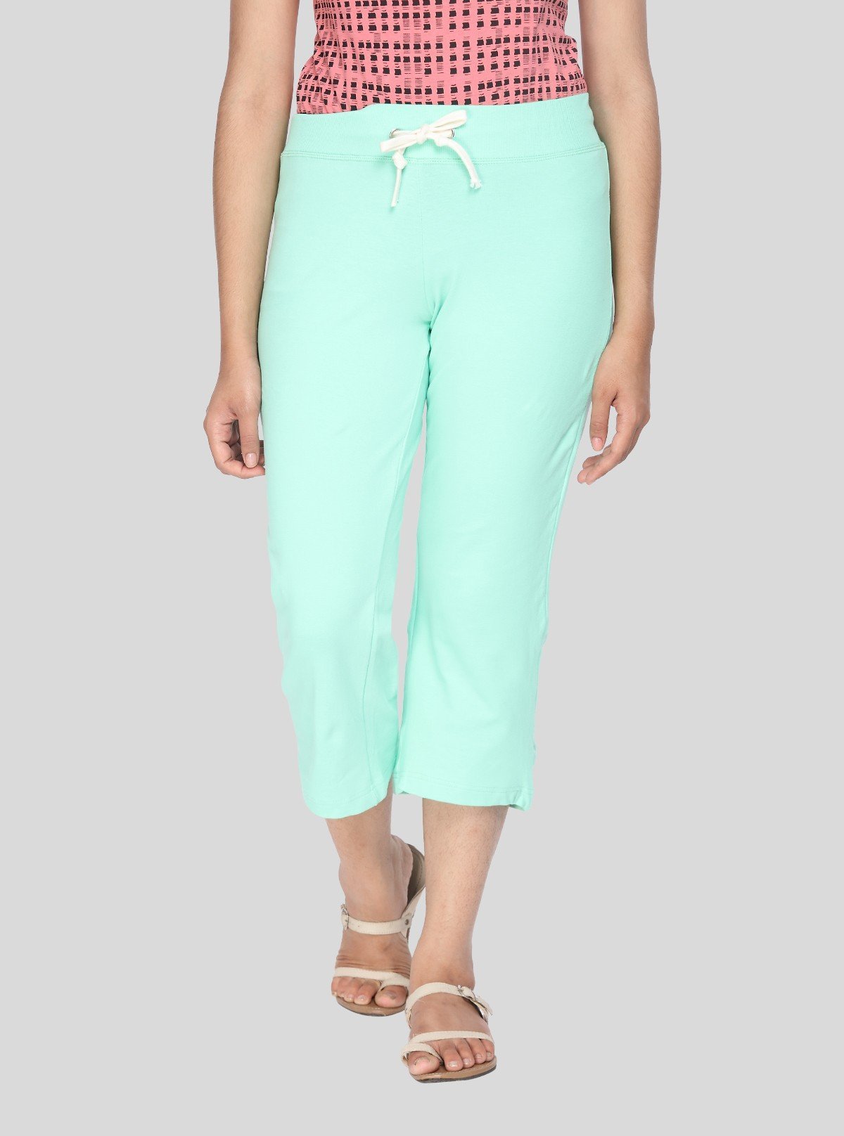 Women’s Green Relaxed Fit Cotton Jersey Capri – Comfort Meets Casual Style - Boer and Fitch