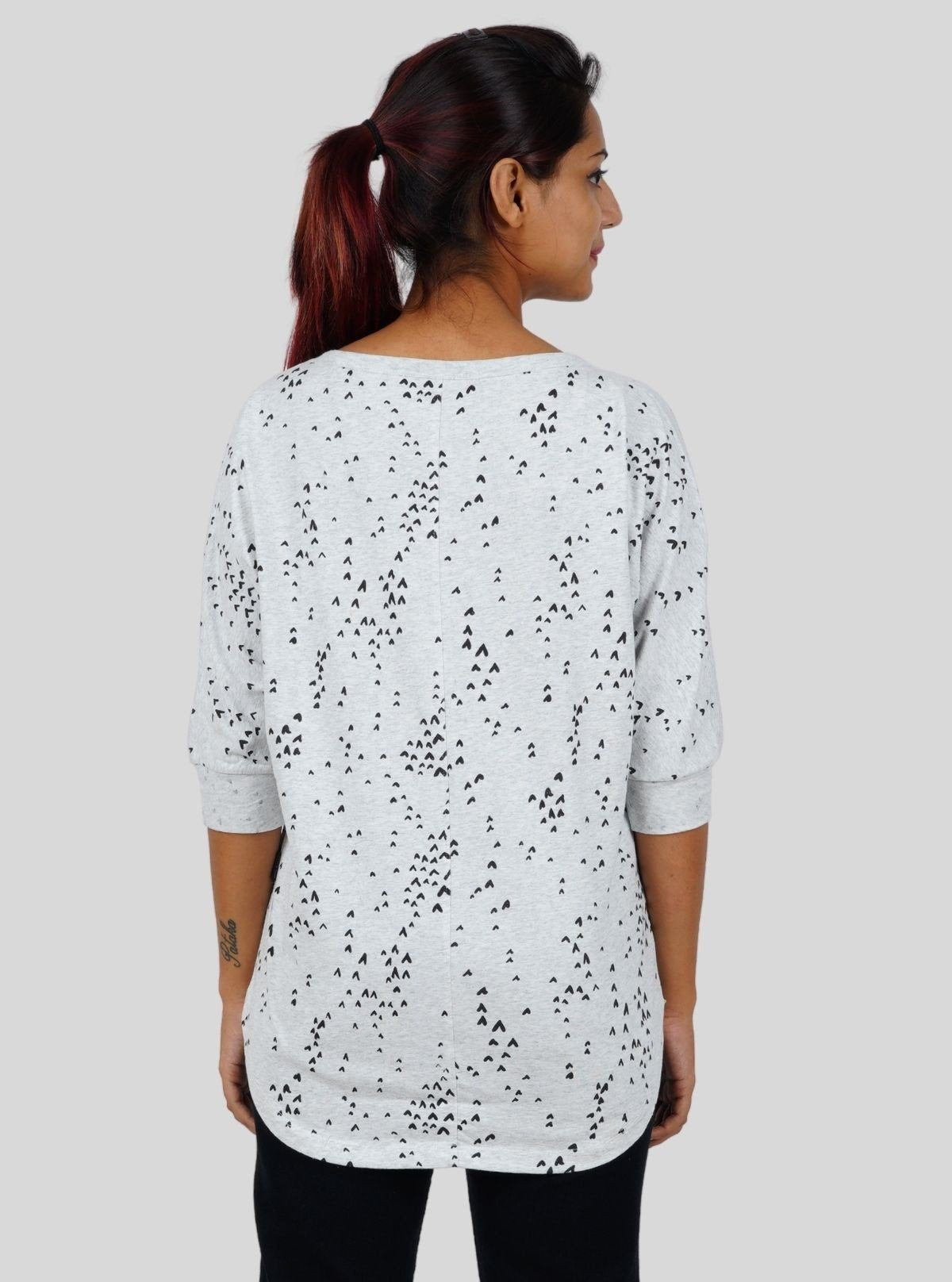 Women's Light Grey Heart Print T-Shirt with Neck Strap – 3/4 Sleeve - Boer and Fitch