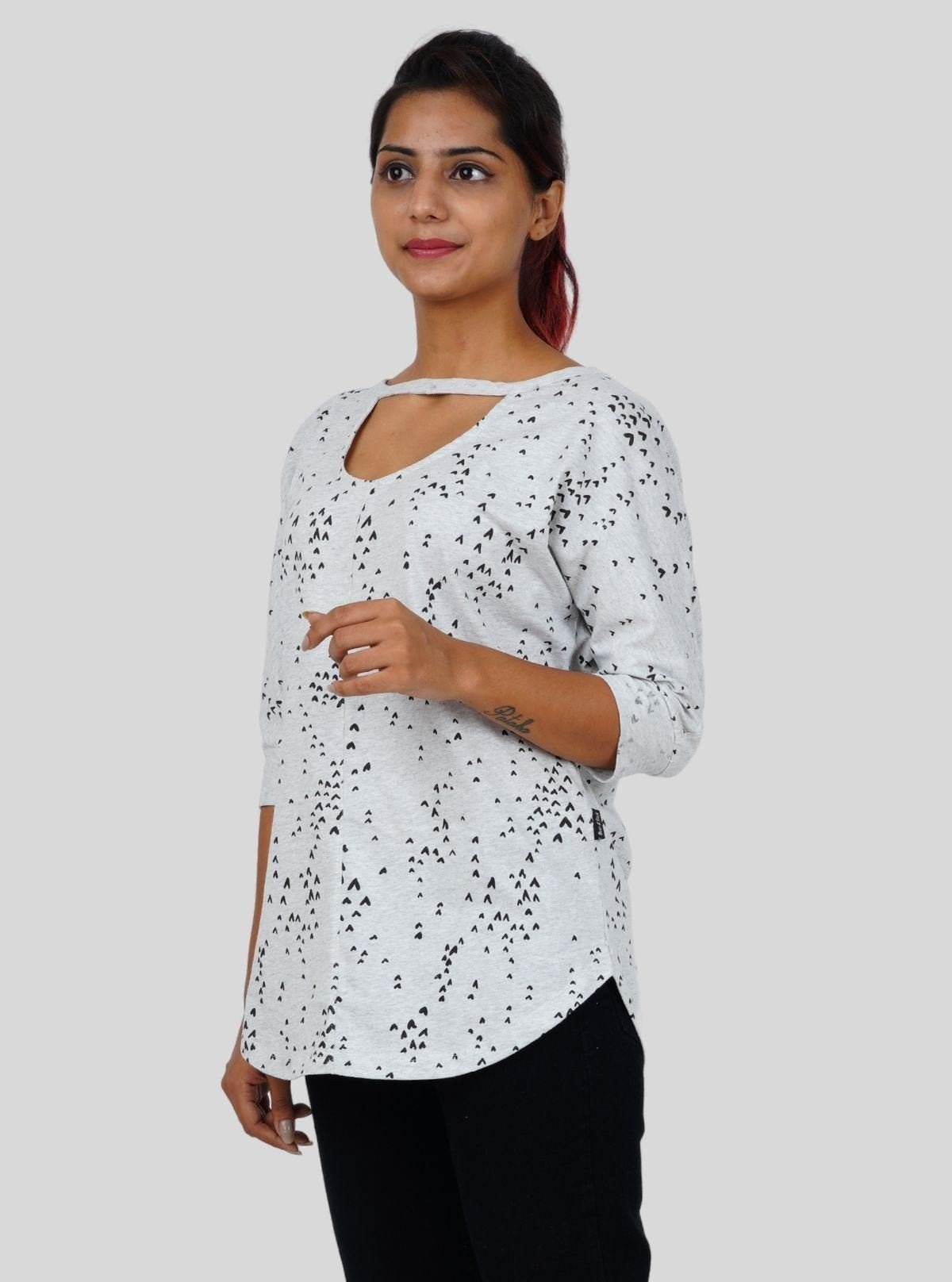 Women's Light Grey Heart Print T-Shirt with Neck Strap – 3/4 Sleeve - Boer and Fitch