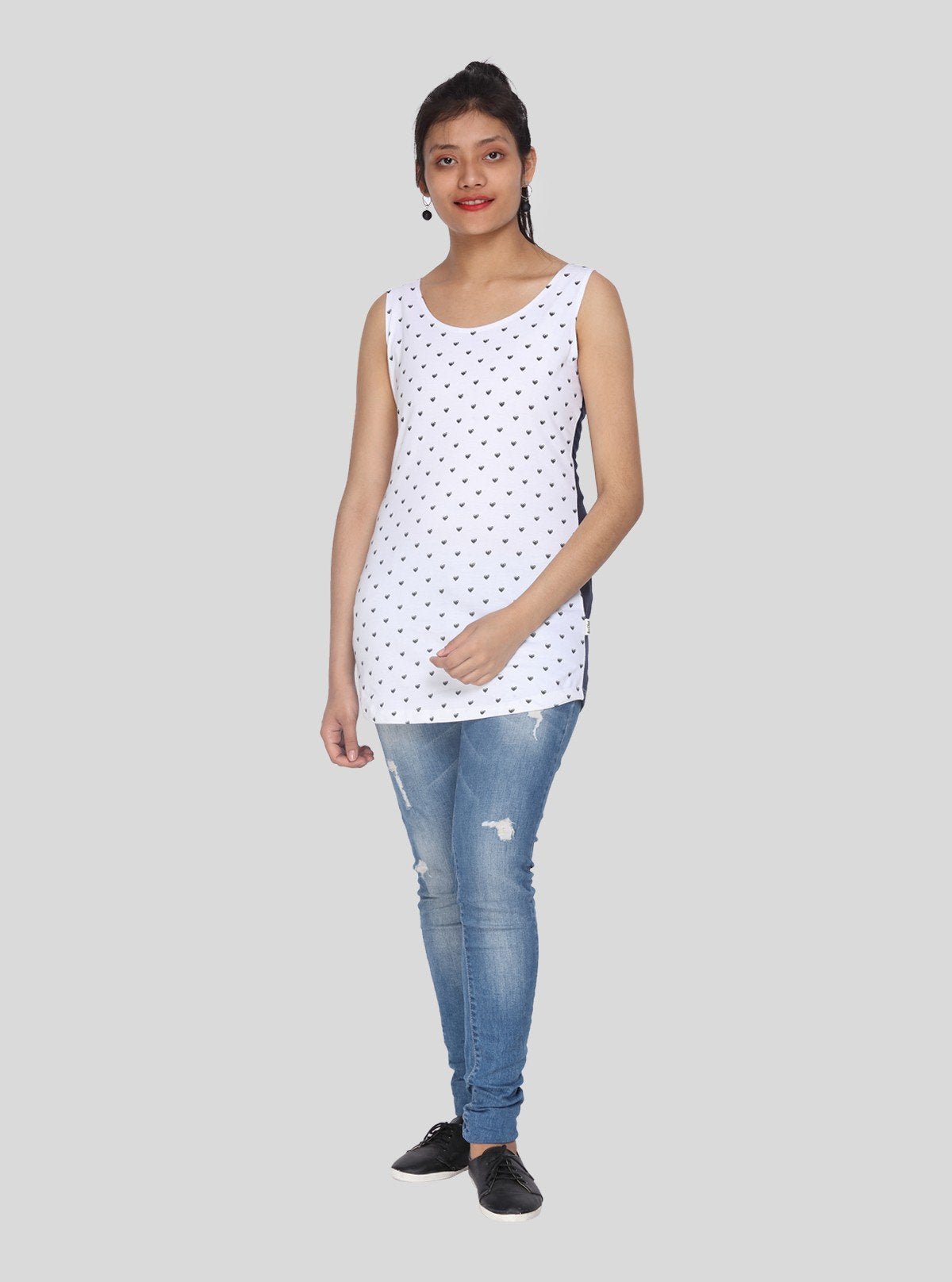 Women’s White Heart Printed Sleeveless Top – Boer and Fitch - Boer and Fitch